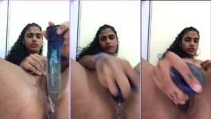 Mulher da República Dominicana tirando a roupa e se tocando cheia de óleo