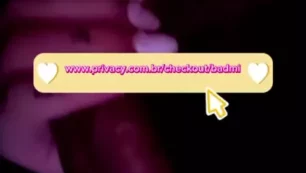 Mc Mirella fazendo aquele 