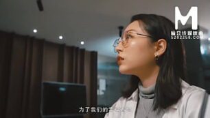 麻豆传媒 拉拉队长