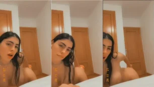Paulina Franco, uma morena irresistível, está de quatro
