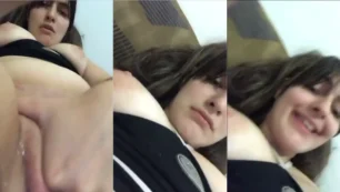 Apresentou na internet uma novinha com a xoxota ardendo!