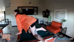 Vazou na internet a allieoops se despindo e liberando a vulva
